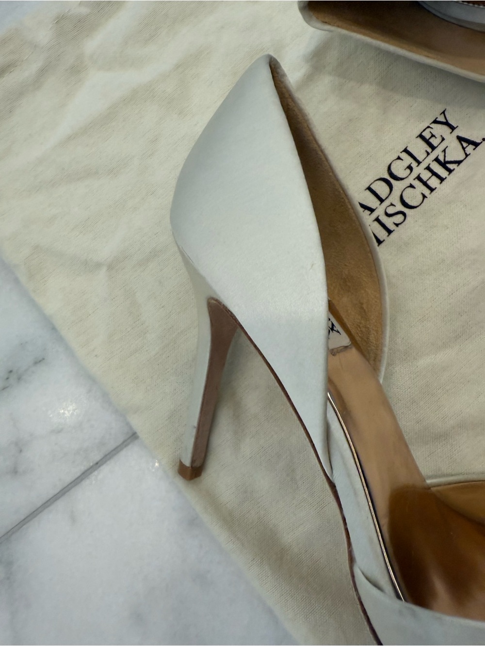 Badgley Mischka Jazmin d’Orsay Pumps in ivory satin Size 7.5 - Picture 5 of 9